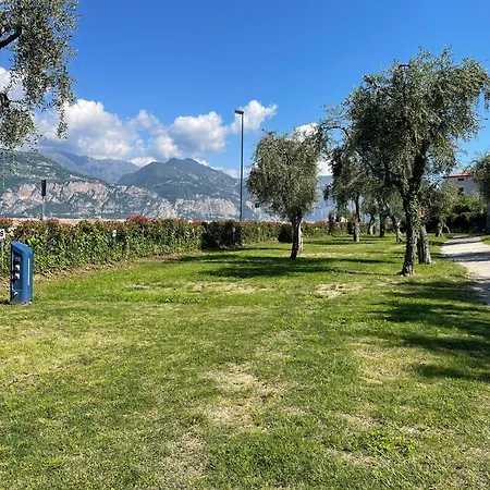 Camping Antonio Brenzone sul Garda Exterior photo