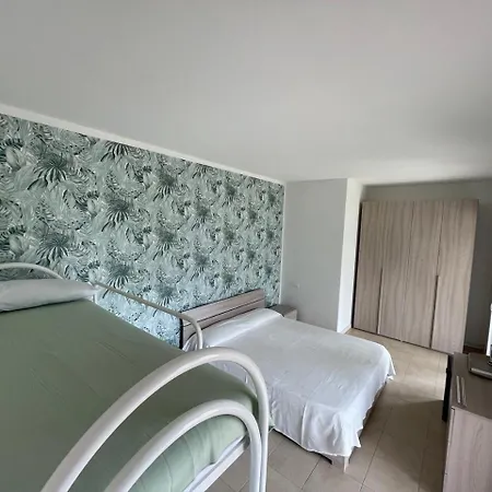 Camping Antonio Brenzone sul Garda Exterior photo